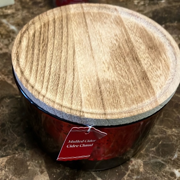 Brand new Christmas candles - Picture 3 of 5